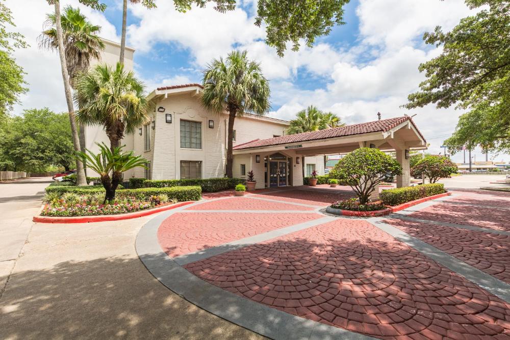 Studio 6 Baytown, Tx - Garth Road
